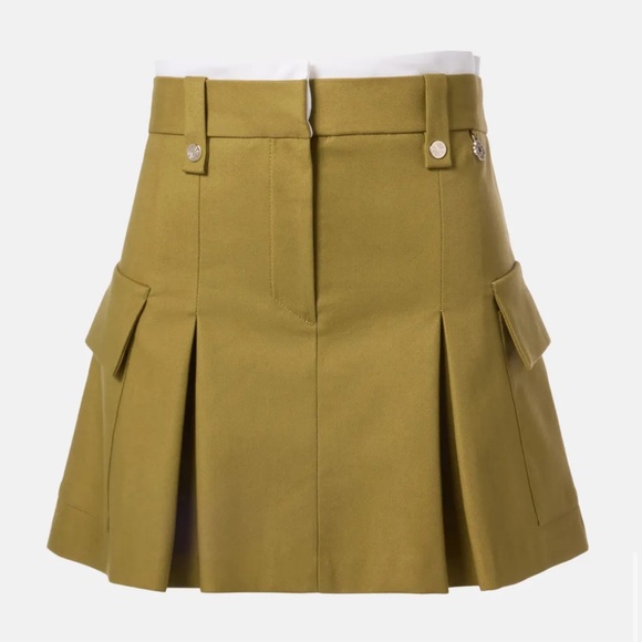 Maje Olive Green Women's Cargo Shorts - Picture 1 of 5